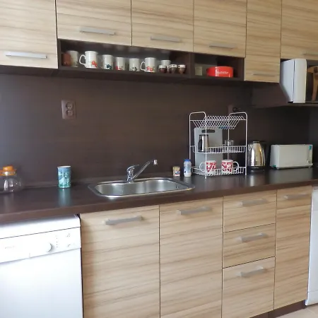 شقة Apartament Bravo بلوفديف