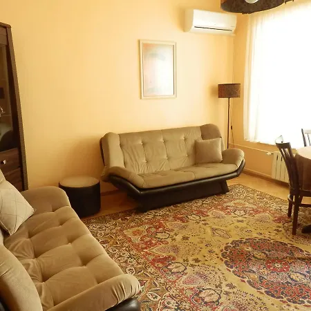 شقة Apartament Bravo بلوفديف